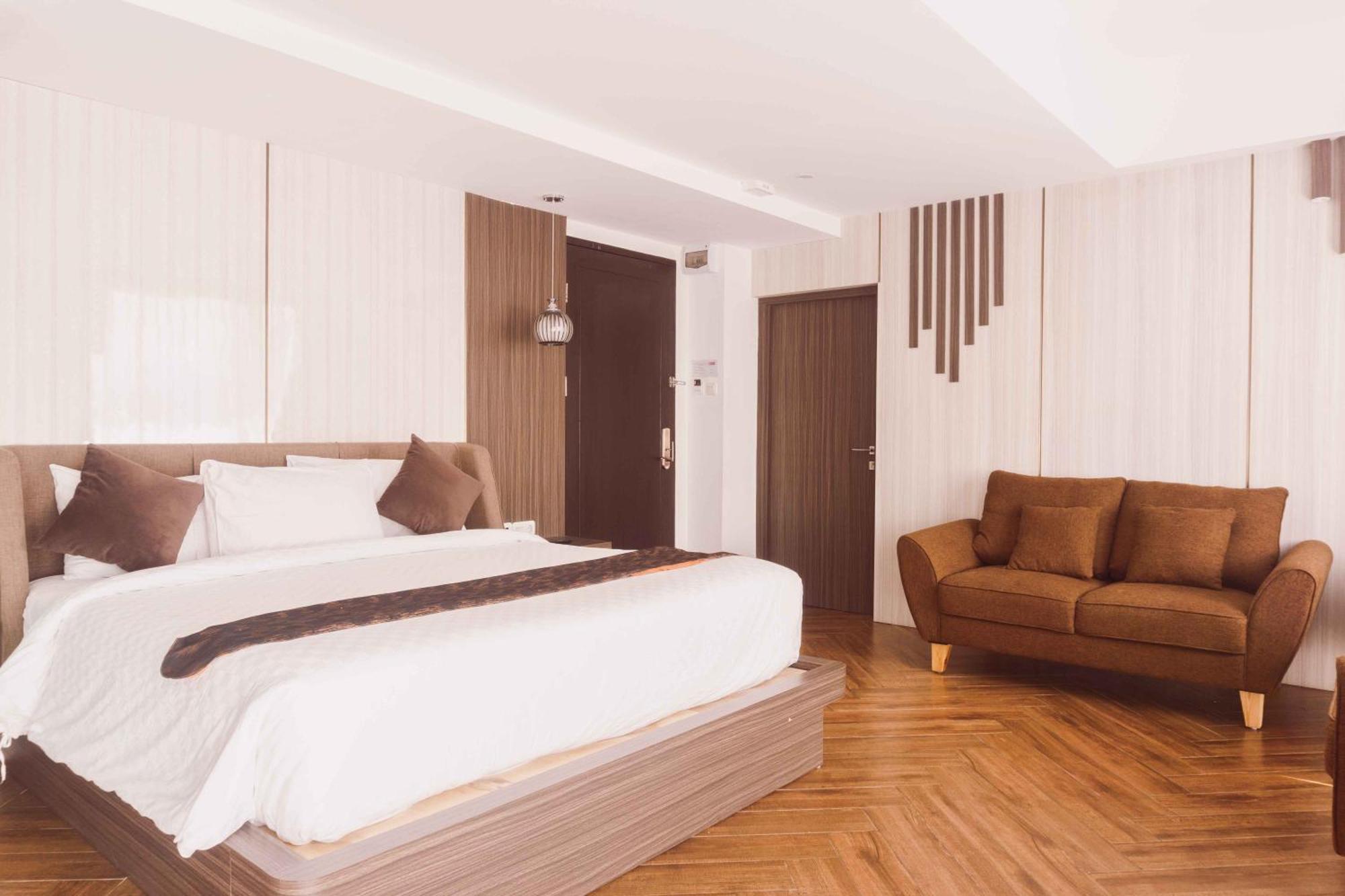 Fahira Hotel Syariah Букіттінгі Екстер'єр фото
