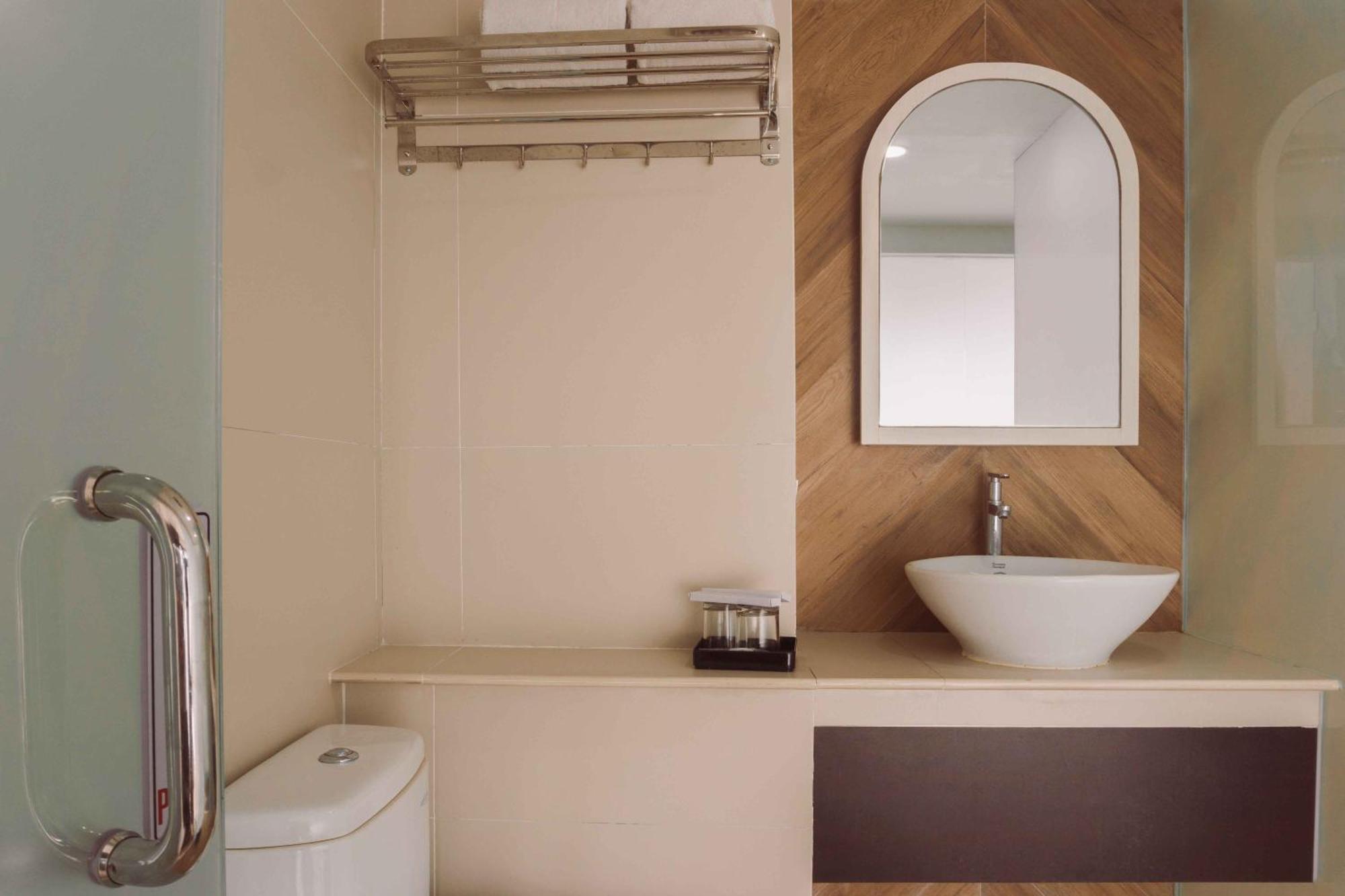Fahira Hotel Syariah Букіттінгі Екстер'єр фото
