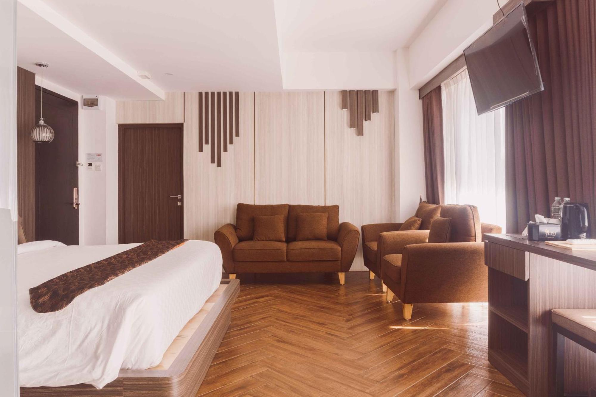 Fahira Hotel Syariah Букіттінгі Екстер'єр фото