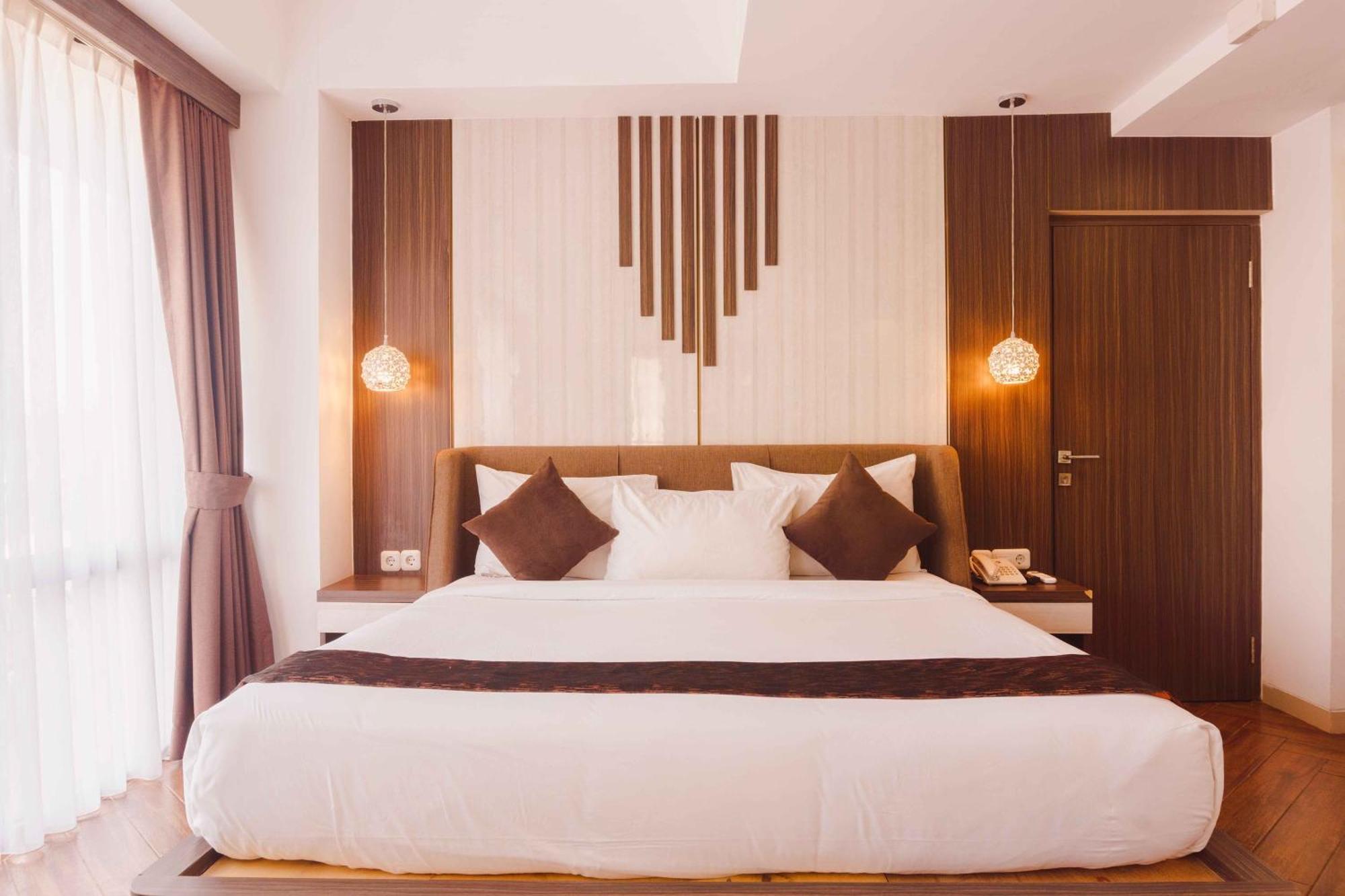 Fahira Hotel Syariah Букіттінгі Екстер'єр фото
