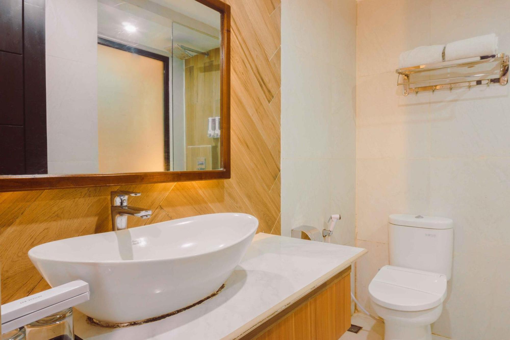 Fahira Hotel Syariah Букіттінгі Екстер'єр фото